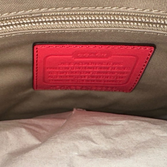 Coach Legacy Leather Perforated Medium Watermelon w/Snow 22390 - Picture 4 of 10